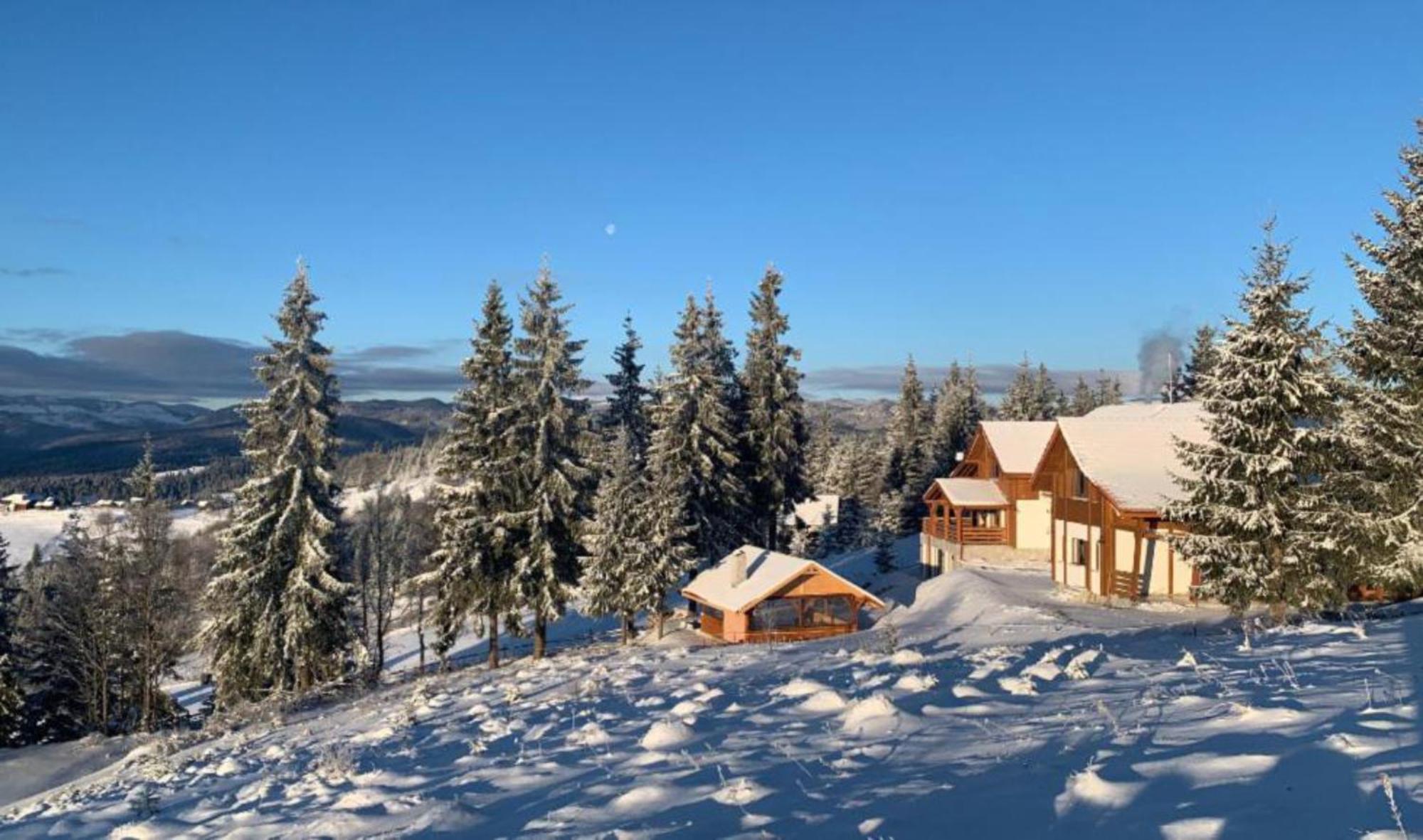 Tiarra Mountain Lodge Belis Exterior photo